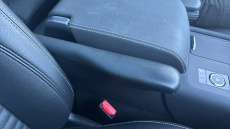 Land Rover Discovery 3.0 D250 R-Dynamic SE 5dr Auto Diesel Station Wagon